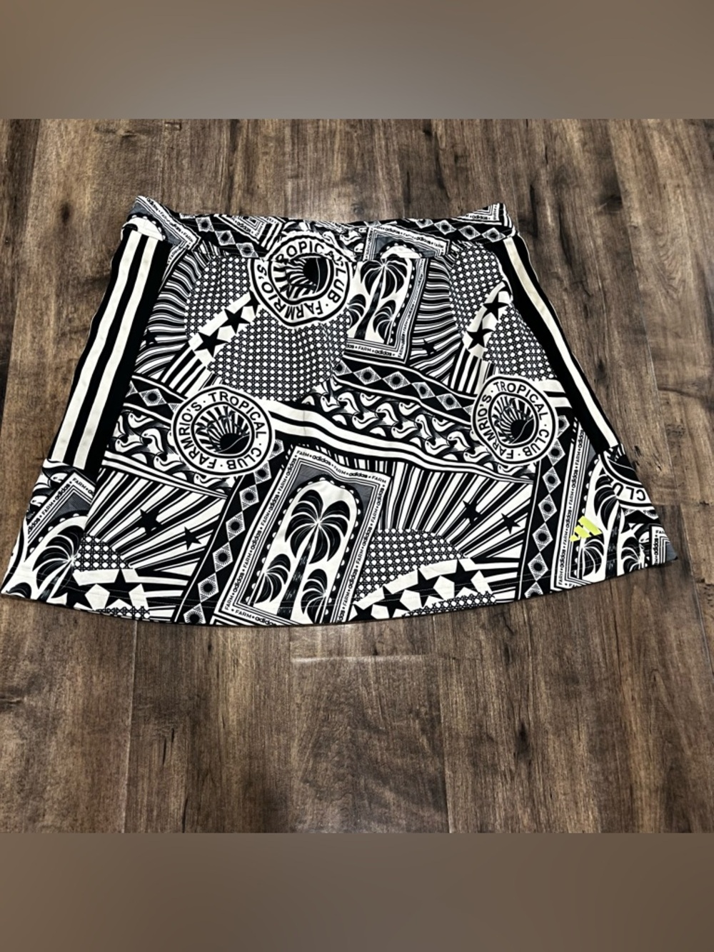 Adidas X Farm Rio Skirt Size L  Black White Sporty Vibrant Mini Skirt